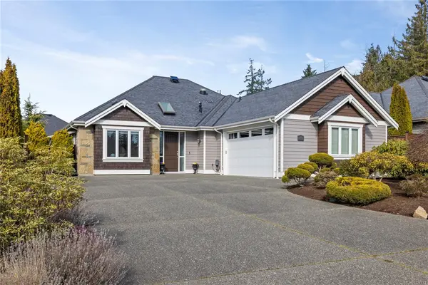 1003 Windridge Pl, French Creek BC V9P 0B7