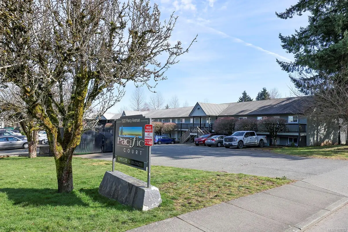 1540 Piercy Ave # 203, Courtenay BC V9N 3E9
