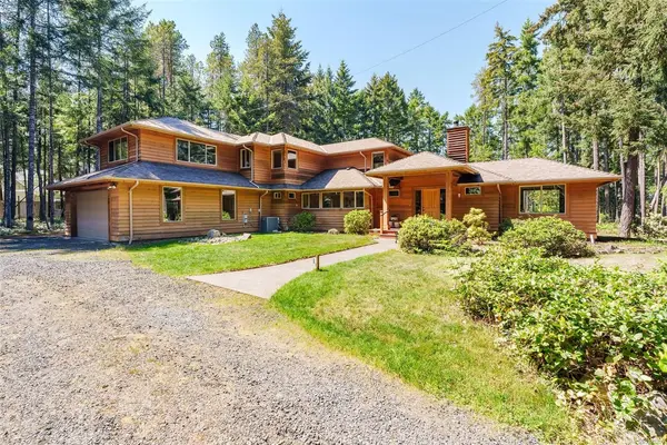 2345 Bucktail Pl, Nanoose Bay BC V9P 9L5