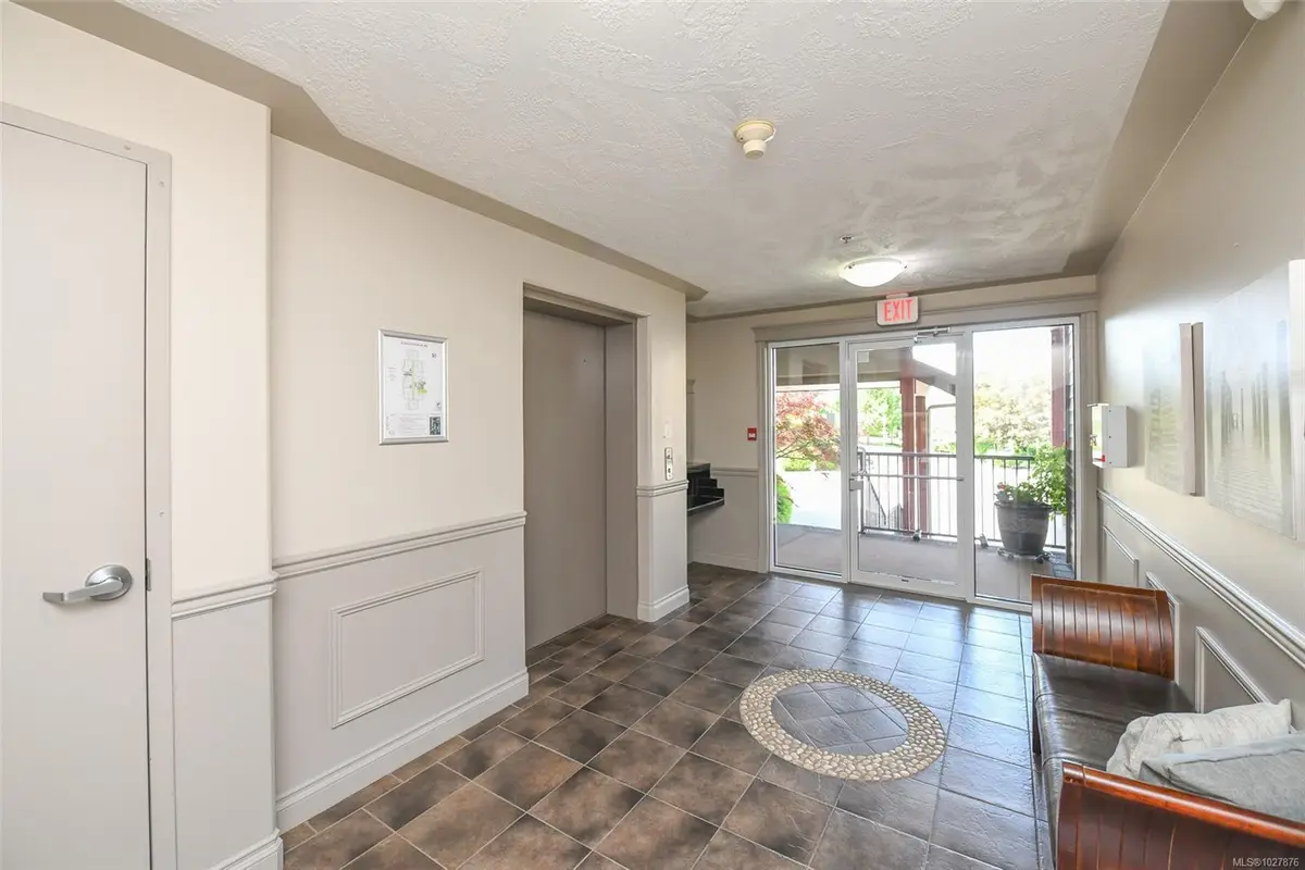 3666 Royal Vista Way #444, Courtenay BC V9N 9X8