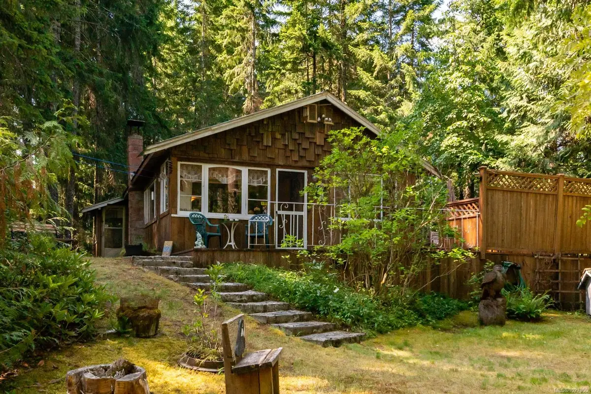 Lt 20&21 Gold River Hwy, Campbell River BC V9H 1P1