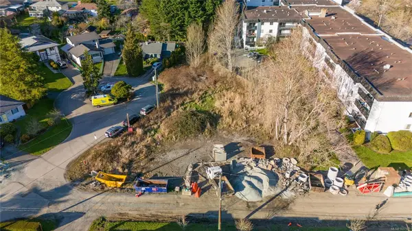 1544 Christmas Ave, Saanich BC V8P 2X2