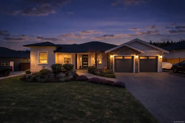 441 Arizona Dr, Campbell River BC V9H 0E4 - 4 bed, 3 bath in Campbell River