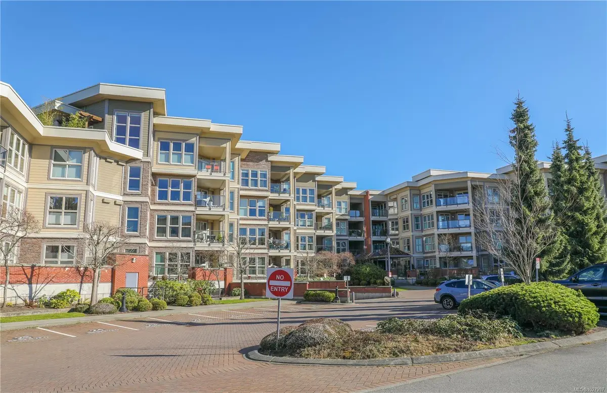 6310 McRobb Ave # 414, Nanaimo BC V9V 1W8