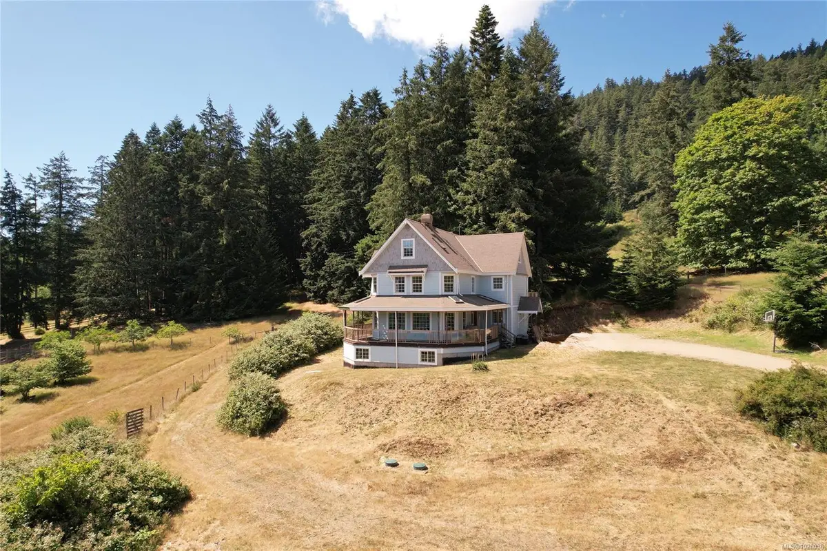 1832 Fulford-Ganges Rd, Salt Spring BC V8K 2A5