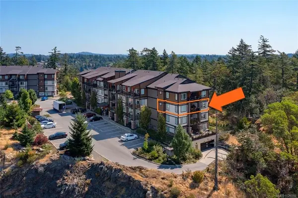 286 Wilfert Rd # 303, View Royal BC V9C 0H6 - 2 bed, 2 bath in View Royal