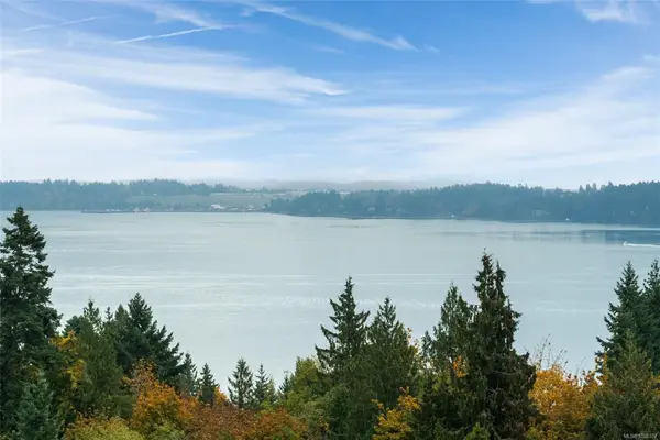 667 Noowick Rd, Mill Bay BC V8H 1G5 - 5 bed, 5 bath in Mill Bay