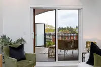 View 10