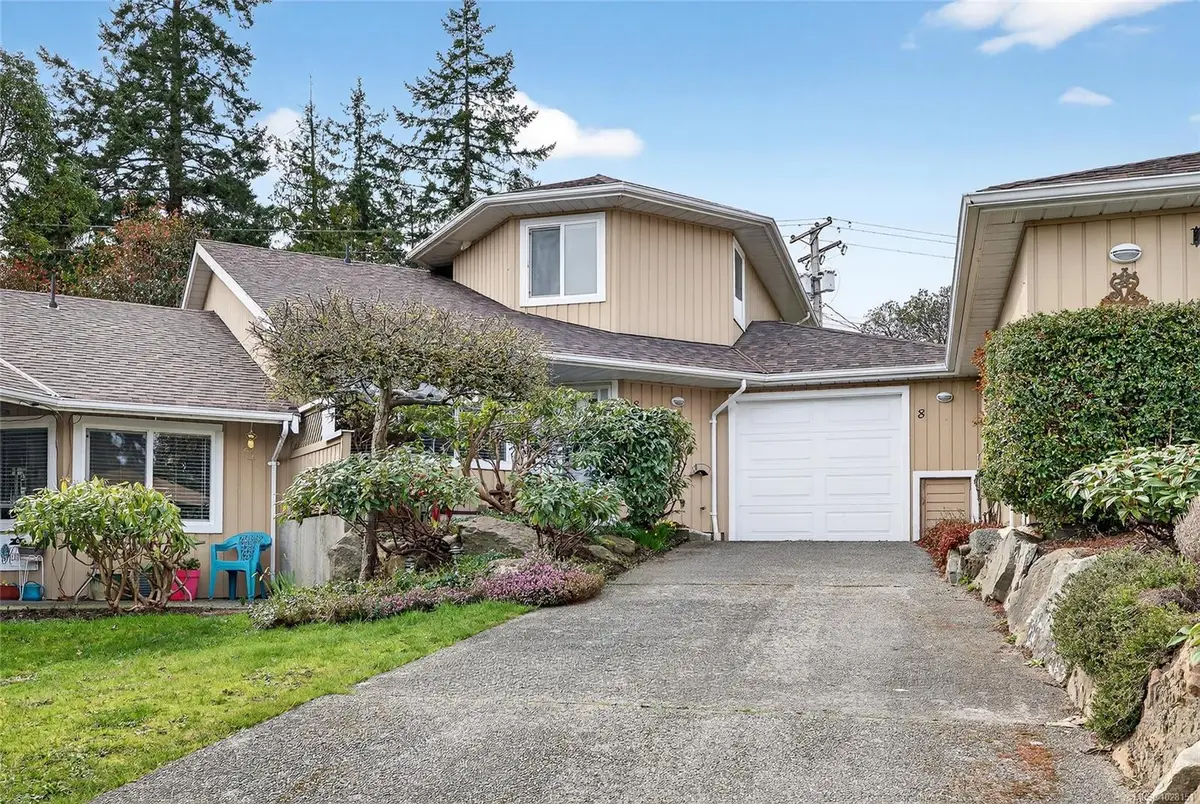 130 Corbett Rd #8, Salt Spring BC V8K 1T2
