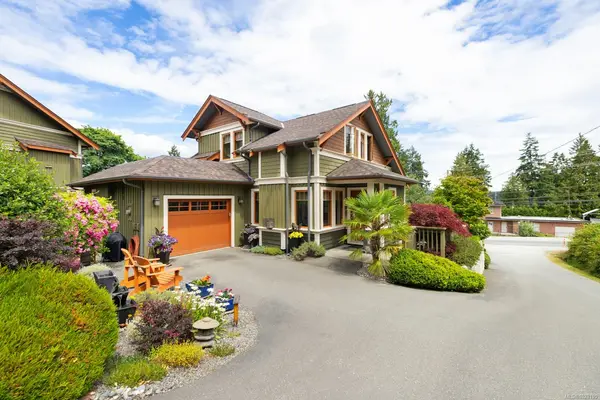 262A Fulford-Ganges Rd, Salt Spring BC V8K 2L4