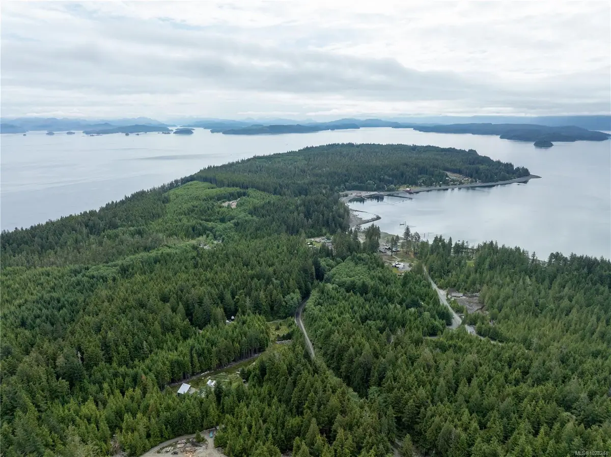 LT 15 Mitchell Bay Rd, Malcolm Island BC V0N 3E0