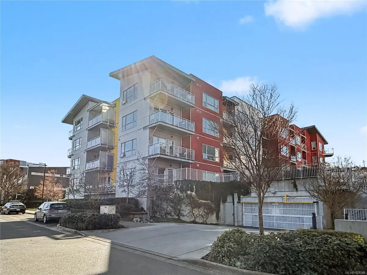 785 Tyee Rd #201, Victoria BC V9A 7R5