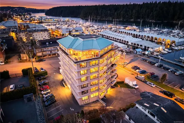 375 Newcastle Ave # 204, Nanaimo BC V9S 4H9 - 3 bed, 1 bath in Nanaimo