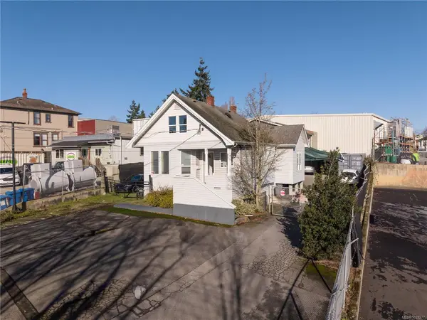 418 Alpha Terr, Victoria BC V8Z 1B6