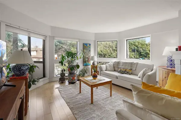 1252 Pandora Ave # 204, Victoria BC V8V 3R4 - 2 bed, 2 bath in Victoria