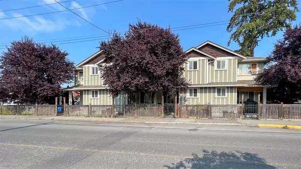 730 Jubilee St # 4, Duncan BC V9L 1X8 - 3 bed, 3 bath in Duncan