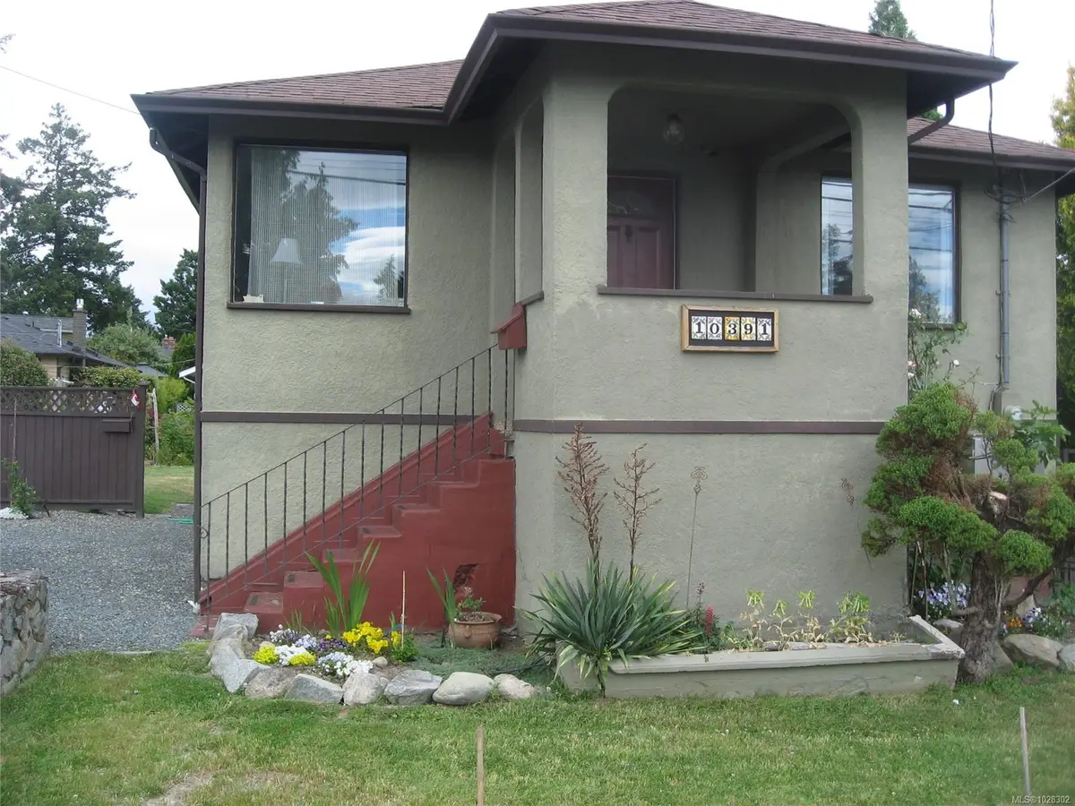 10391 Resthaven Dr, Sidney BC V8L 3H4