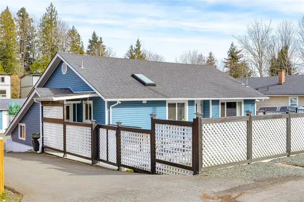 2877 Cecelia St, Chemainus BC V0R 1K3 - 5 bed, 3 bath in Chemainus