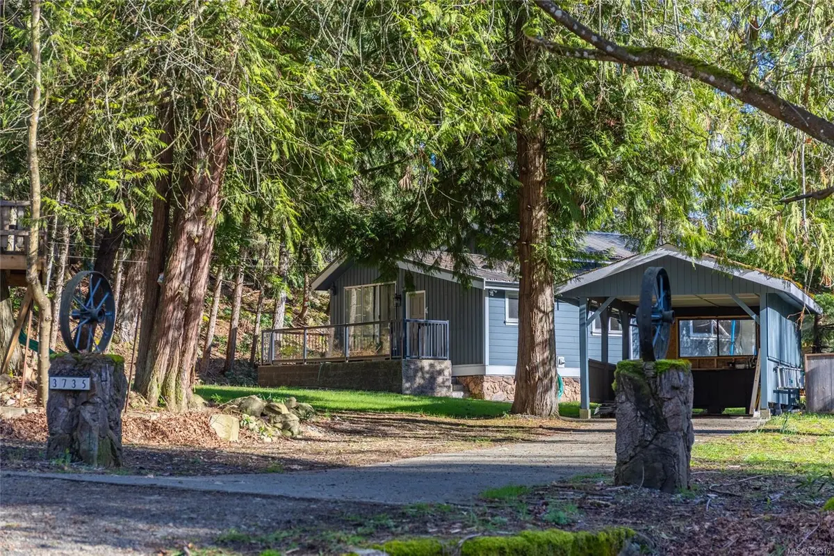 3735 Capstan Lane, Pender Island BC V0N 2M0