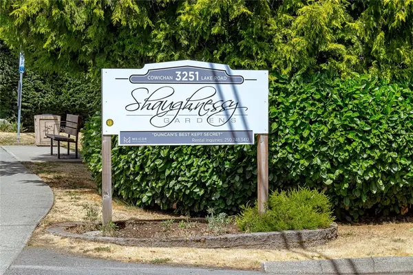 3251 Cowichan Lake Rd # 301, Duncan BC V9L 4B8 - 2 bed, 1 bath in Duncan