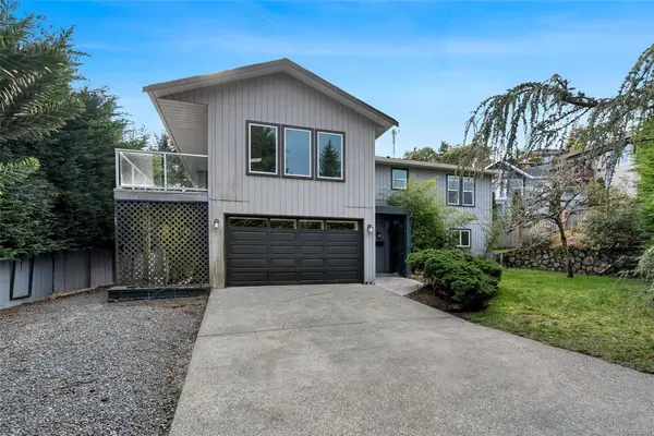 711 Bexhill Rd, Colwood BC V9C 3P9 - 5 bed, 4 bath in Colwood