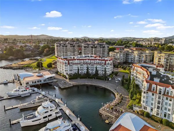 11 Cooperage Pl # 104, Victoria BC V9A 7J9 - 1 bed, 2 bath in Victoria