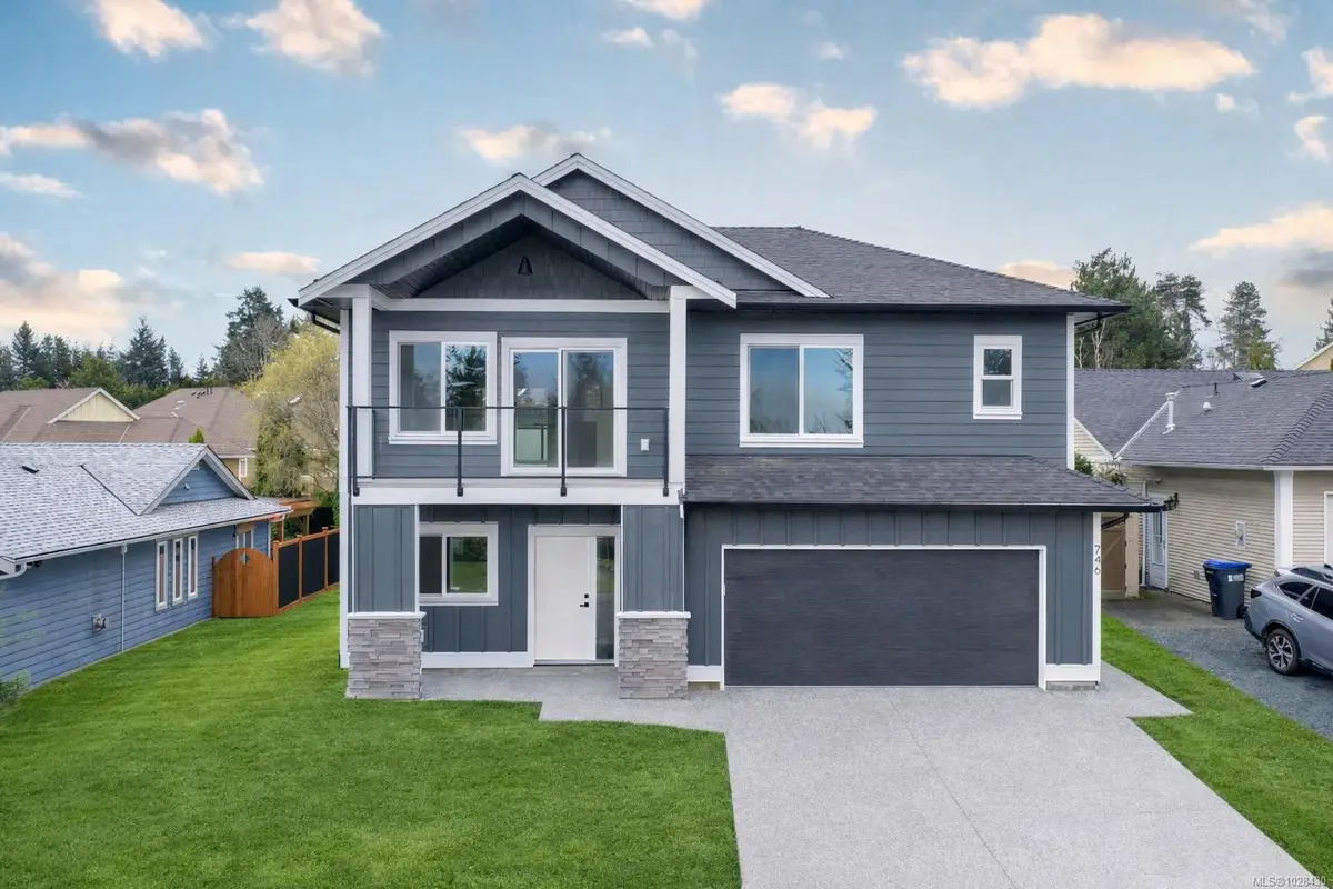 746 Doehle Ave, Parksville BC V9P 2V1