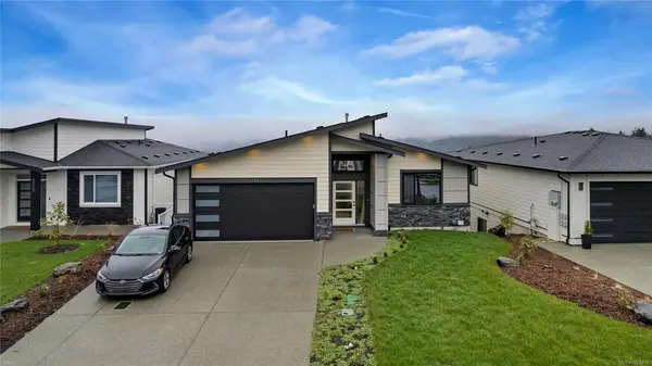 3199 Woodrush Dr, Duncan BC V9L 0J9 - 4 bed, 4 bath in Duncan