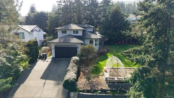 7465 Fernmar Rd, Lantzville BC V0R 2H0