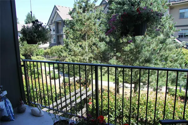 2117 Meredith Rd # 207, Nanaimo BC V9S 2N2 - 2 bed, 2 bath in Nanaimo