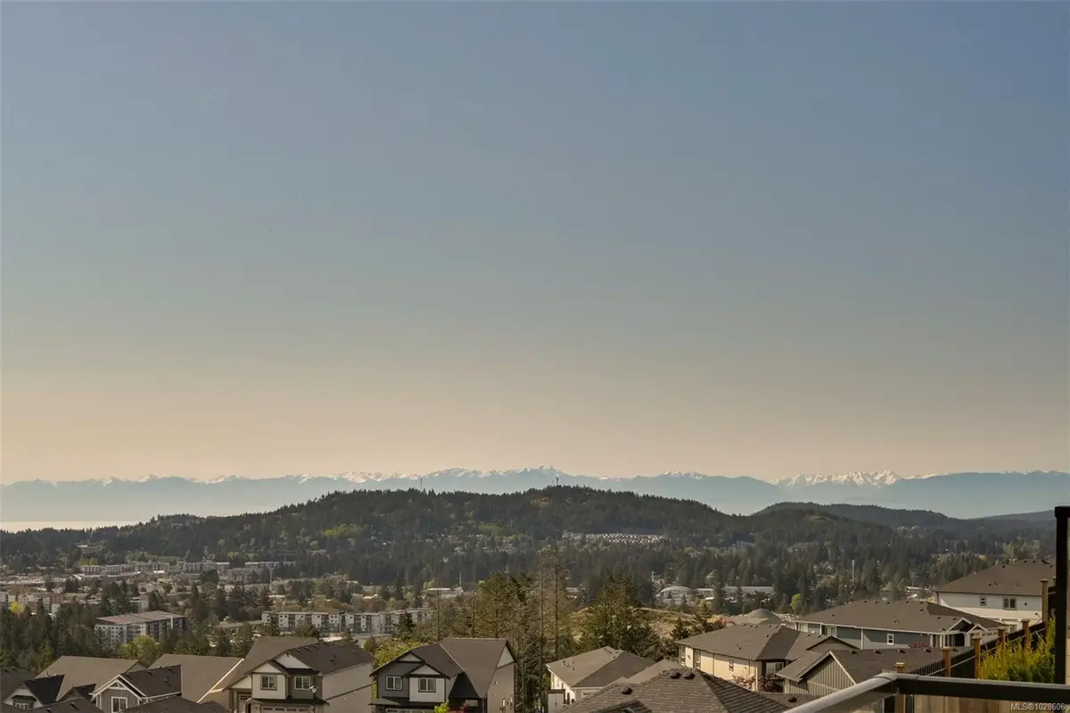 1122 Olivine Mews, Langford BC V9B 5P9
