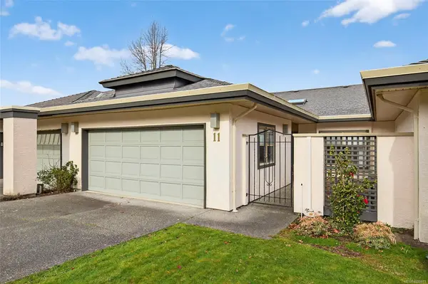 4360 Emily Carr Dr # 11, Saanich BC V8X 4Y4 - 3 bed, 3 bath in Saanich