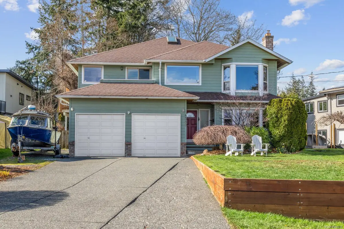 4589 Kilmarnock Dr, Courtenay BC V9N 9S6