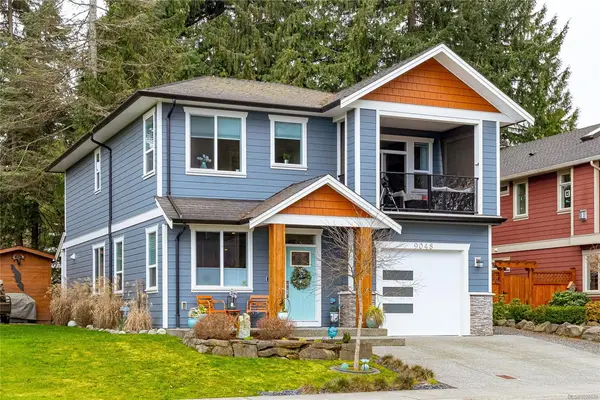 9048 Driftwood Dr, Chemainus BC V0R 1K2 - 3 bed, 3 bath in Chemainus