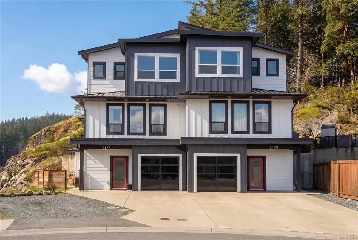 2168 Mountain Heights Dr, Sooke BC V9Z 1M4