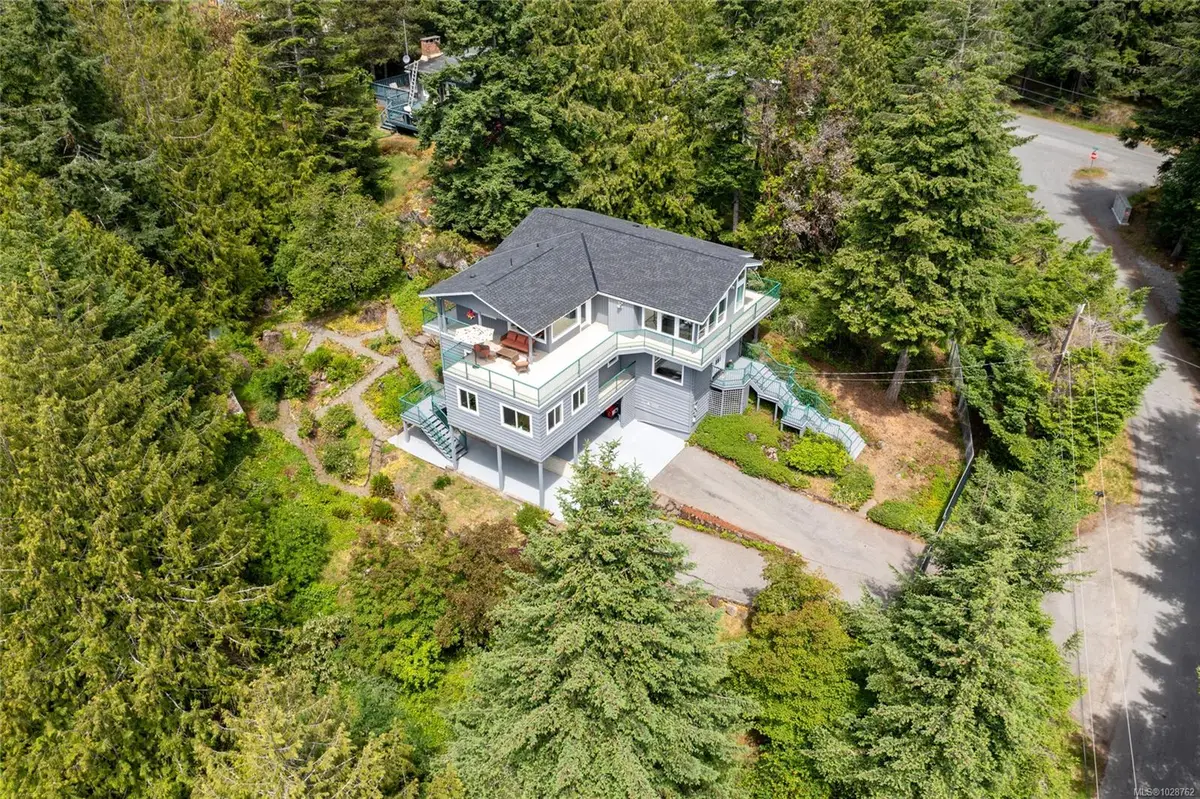 4826 Cannon Cres, Pender Island BC V0N 2M2