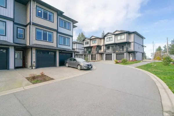 600 Ninth St # 126, Nanaimo BC V9R 0L4 - 3 bed, 4 bath in Nanaimo