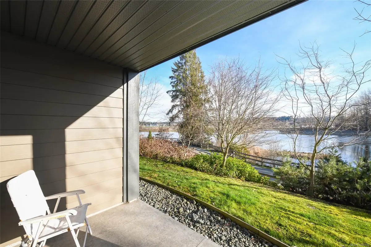 1944 Riverside Lane #110, Courtenay BC V9N 0E5