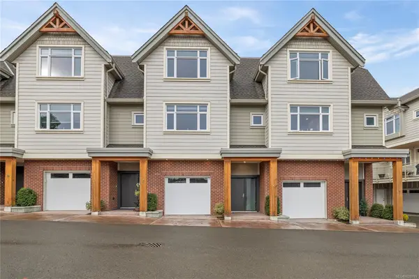 180 First Ave # 6, Qualicum Beach BC V9K 1H1 - 2 bed, 3 bath in Qualicum Beach