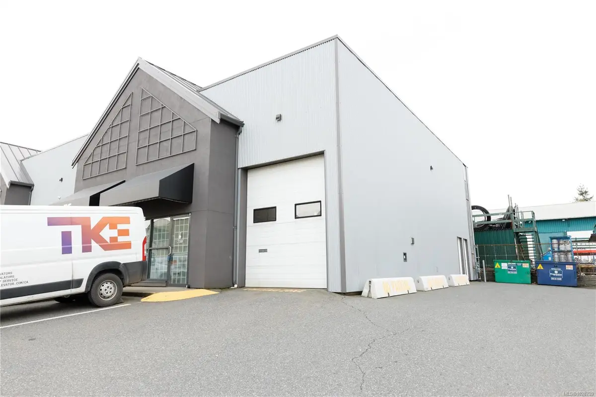 2535 McCullough Rd #6, Nanaimo BC V9S 4M9