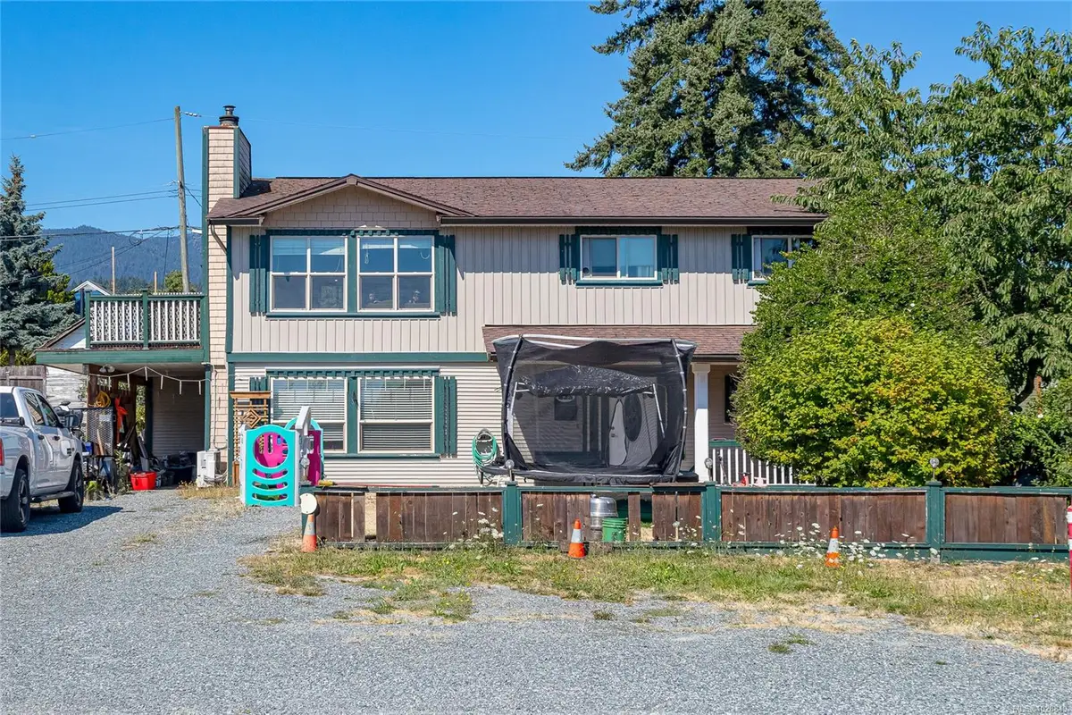 435 Watfield Ave, Nanaimo BC V9R 3P6