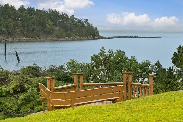 506 Arbutus Dr, Mayne Island BC V0N 2J1