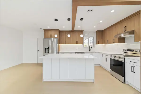 964 Loch Glen Pl, Langford BC V9B 4Z5 - 4 bed, 2 bath in Langford