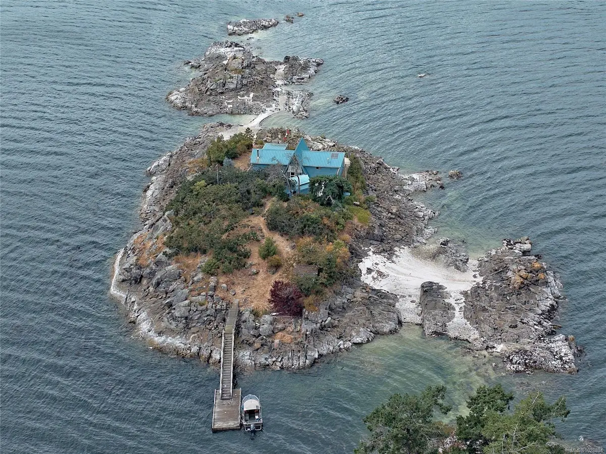 Lot A Twilight Island, Salt Spring BC V8K 1X6
