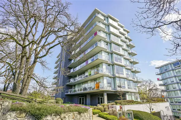 4011 Rainbow Hill Lane # 402, Saanich BC V8X 0B6