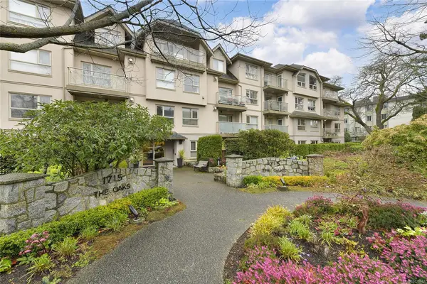 1715 Richmond Ave # 406, Victoria BC V8R 4P9 - 2 bed, 2 bath in Victoria