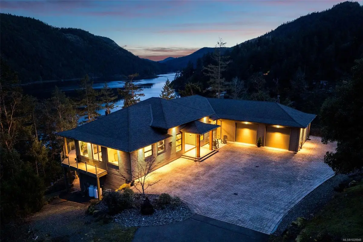 1081 Aspen Rd, Malahat BC V0R 2L0