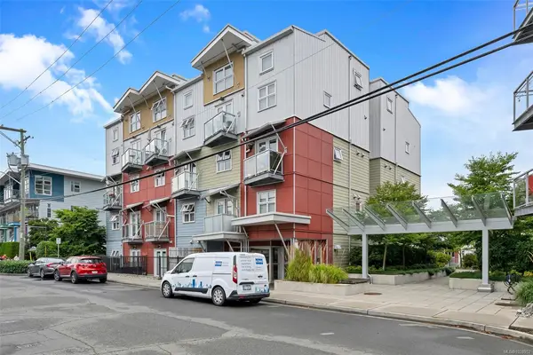 787 Tyee Rd # 204, Victoria BC V9A 7R5 - 1 bed, 1 bath in Victoria