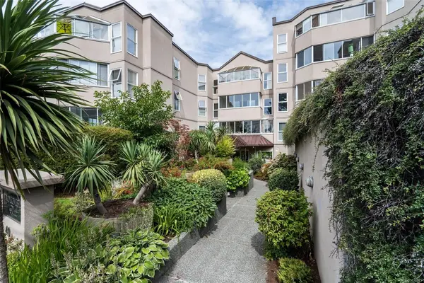 40 Gorge Rd W # 103, Saanich BC V9A 1L8 - 2 bed, 2 bath in Saanich