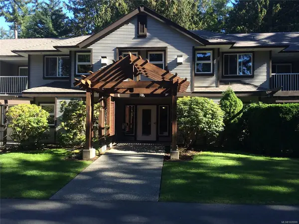 440 Schley Pl # 201, Qualicum Beach BC V9K 2M5 - 2 bed, 2 bath in Qualicum Beach